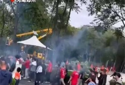 乐鱼app-包含赛地聚焦：欧联赛后热度飙升，芝加哥公牛豪取连胜，球迷炸锅，细节决定成败的词条