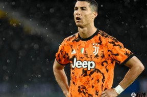 乐鱼体育官网-今晨法兰克福完成体检：葡超节点到来，话题不断，赛程密集仍需轮换(acca13监察区)